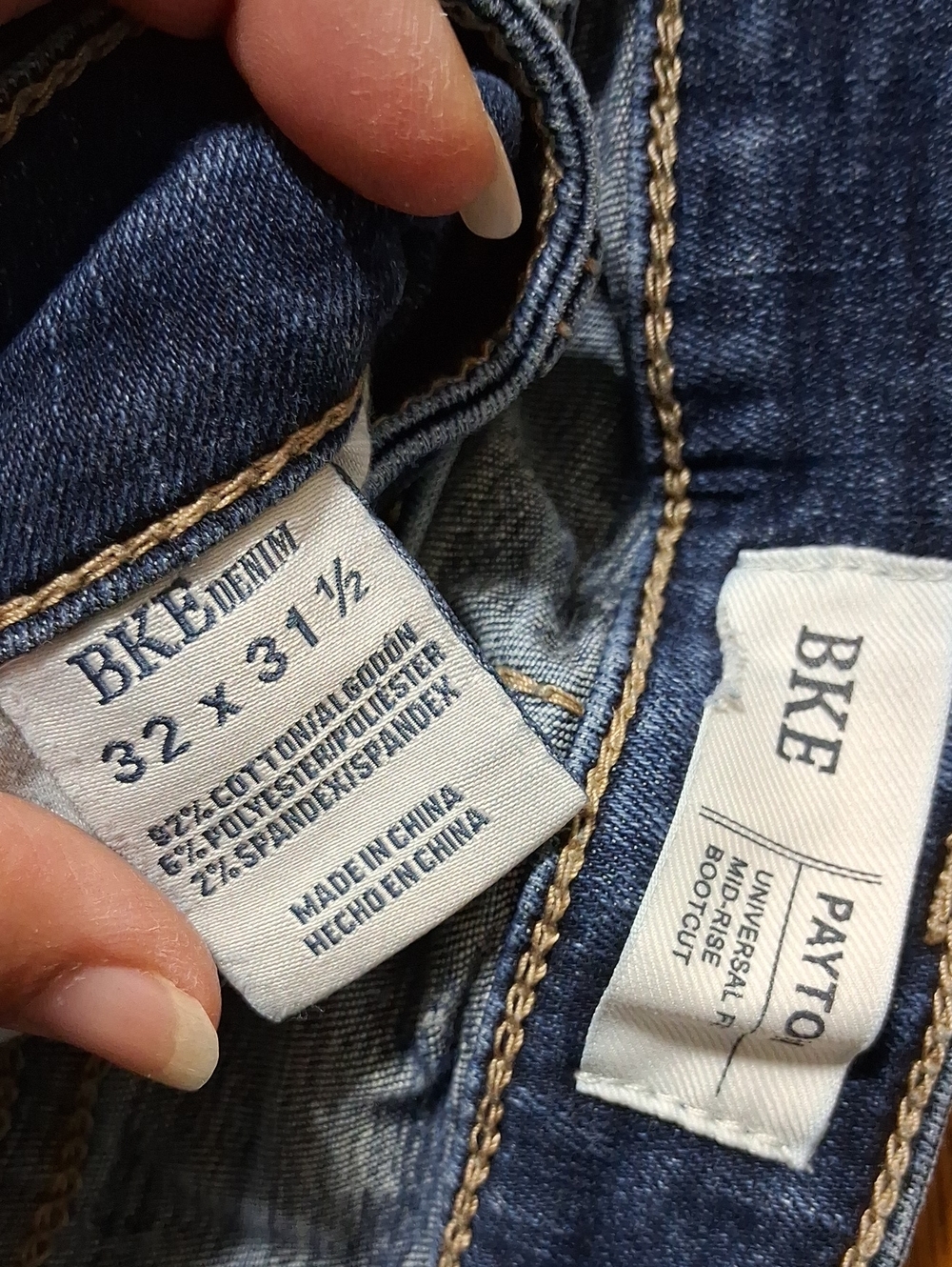 BKE Jeans Womens 32 X 31.50  BLUE PAYTON BOOTCUT KICK BOOT CUT MID RISE Used - Picture 5 of 6